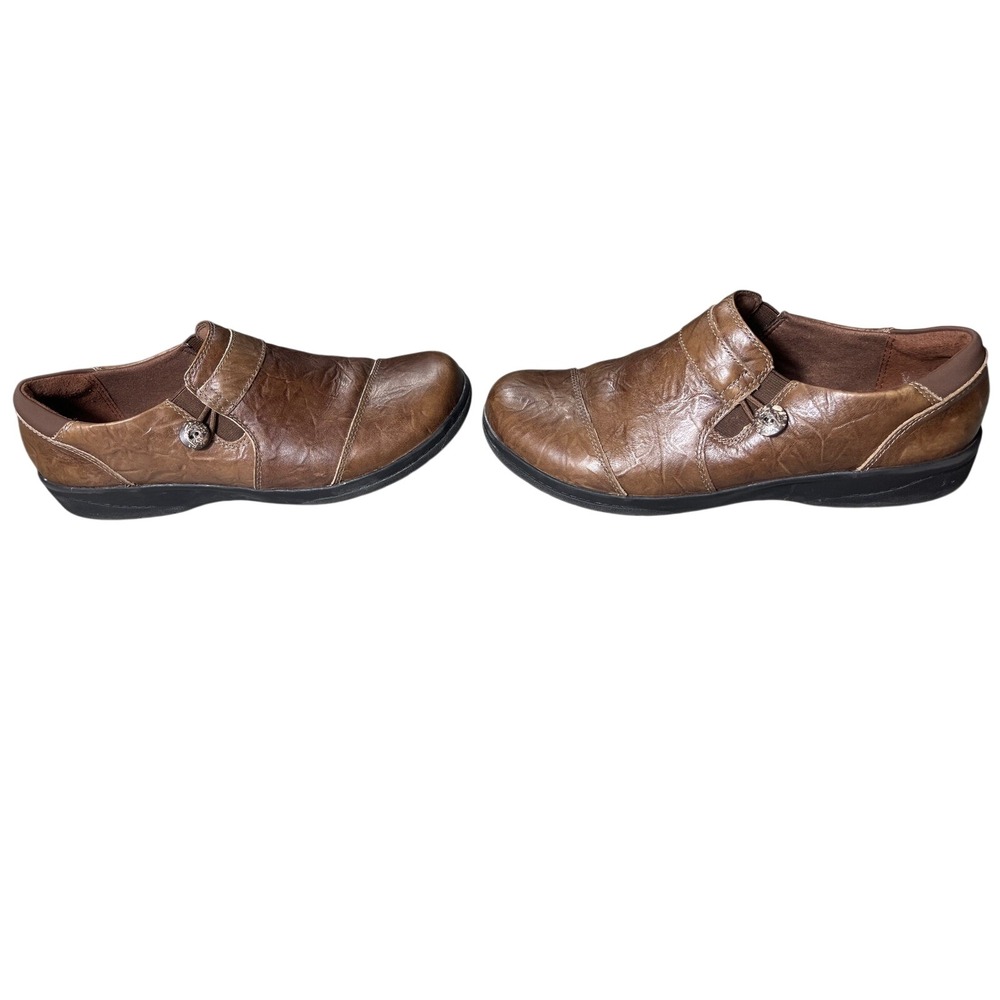 Clarks Brown Leather Slip On Loafers Womens Size 9 Cushion Soft Comfort Shoes